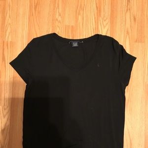 Polo brand v-neck shirt